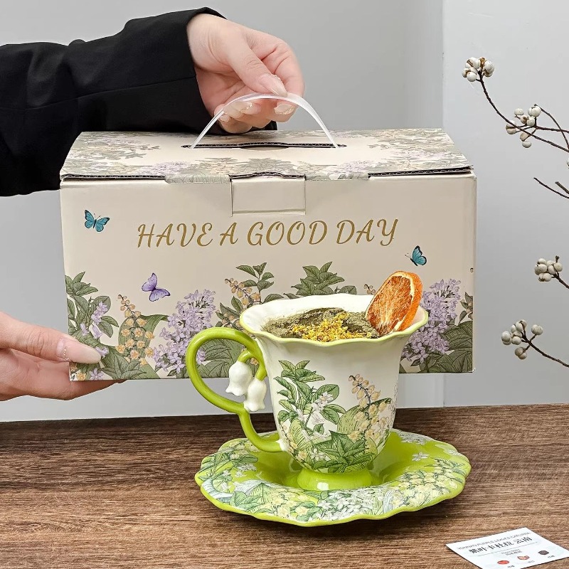 Coffee Tea Pictures - Service à thé de l'après-midi aux