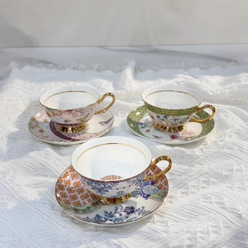 Coffee Tea Gardens - Tasses et assiettes de haute qualité,
