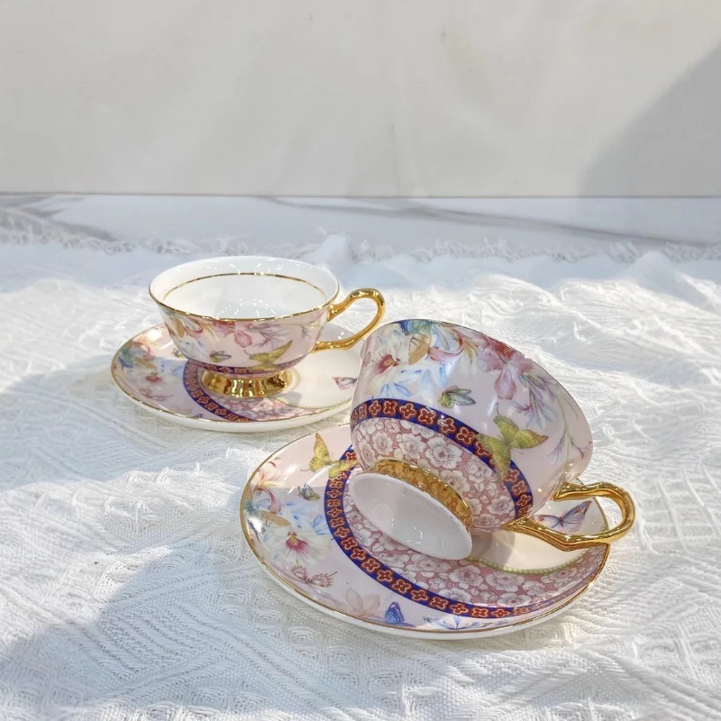 Tasses et assiettes de haute q - Coffee Tea Gardens avis et prix